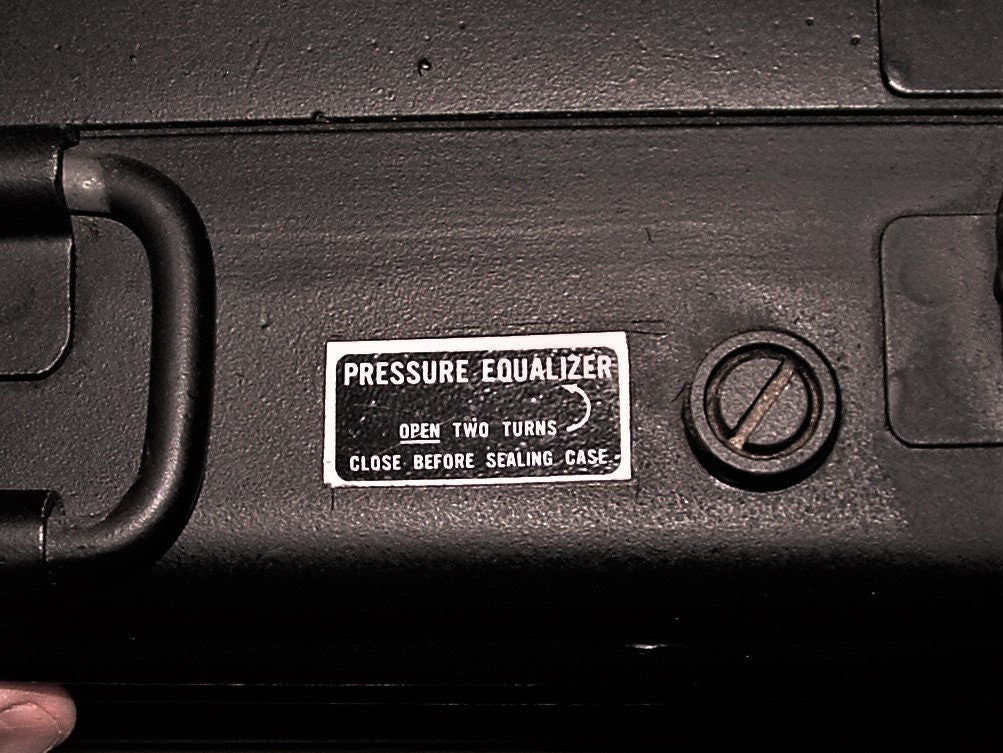 PVS-2Night Vision Scope Case Restored to like New! See before and after pics!